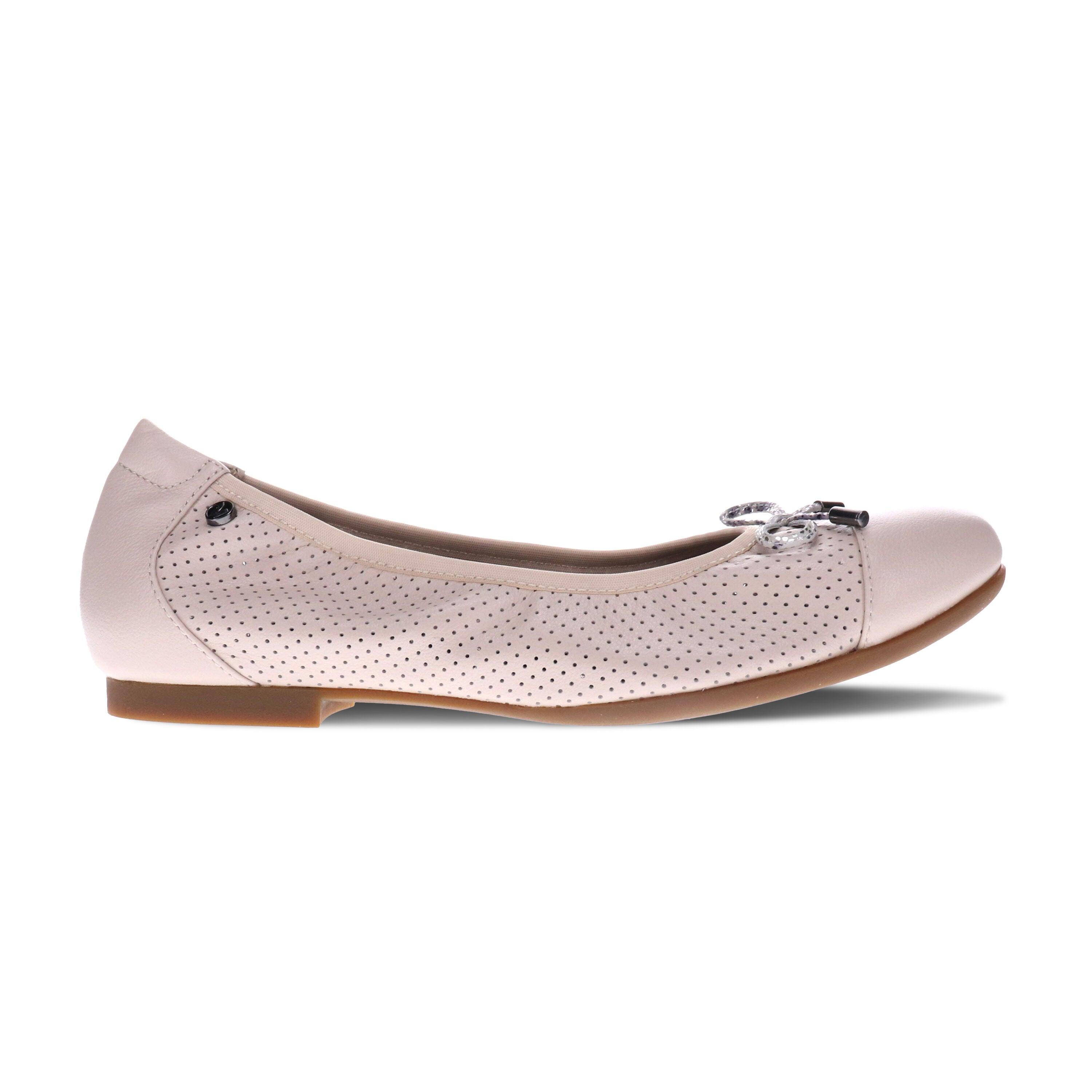 Shops summer flats with arch support